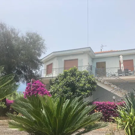 Semesterbostad Paradise With Etna View